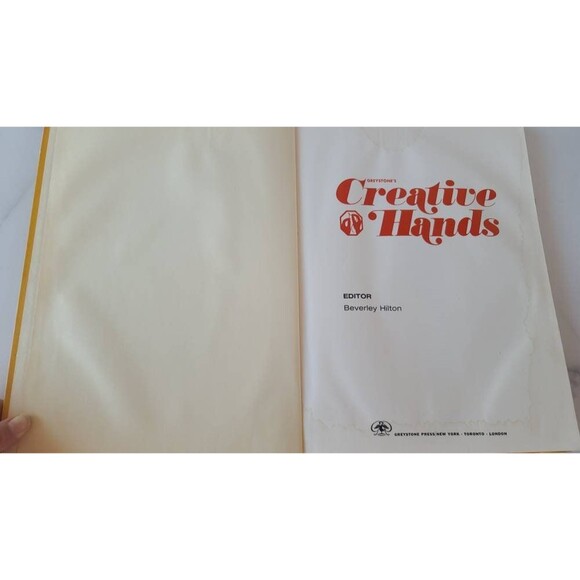 Creative Hands, Volume 1 - Picture 3 of 10